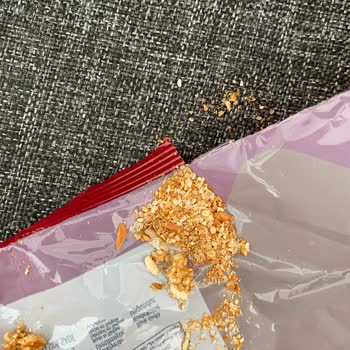BİM'den Aldığım Bifa Fiyonk Krakerden Kurt Çıktı