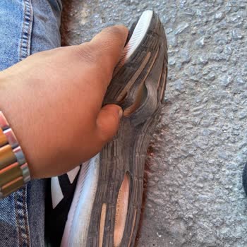 Adidas Runfalcon 3.0 Ayakkabının Tabanının Açılması