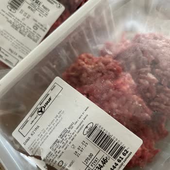 Köfteci Yusuf Bozuk Kıyma Gönderip Sorumluluk Almıyorlar!