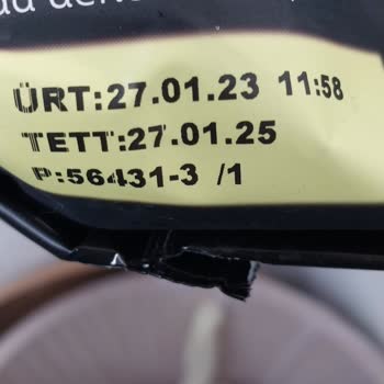 Lipton Çay Koku Ve İçinden Tuhaf Şeyler Çıktı