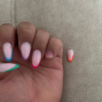 Neslim Güngen Güzellik 2 Günde Tırnaklarım Hava Aldı Ve Düştü