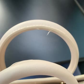 Matmazel Çantanın Kulplarının Soyulması