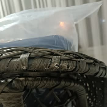 Bauhaus Bahçe Mobilyası Hasarlı