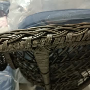 Bauhaus Bahçe Mobilyası Hasarlı