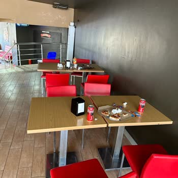 Domino's Pizza Polatlı Şubesi Pis Ve Siparişler Çok Gecikiyor