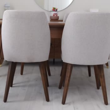 Alfemo Sandalyelerim Yanlış Ve Ayakları Farklı Renk Tonunda