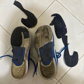 Nike Spor Ayakkabısının Taban Problemi