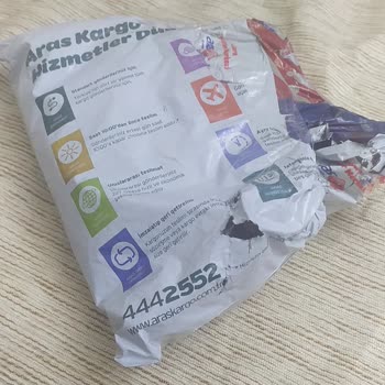 Aras Kargo Yanmış Ürün Getirdi
