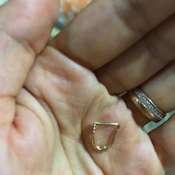 Atasay Kuyumculuk Bozuk Çocuk Küpesi Ve Asla İade Yapılmaması Üstüne Fark İstenmesi