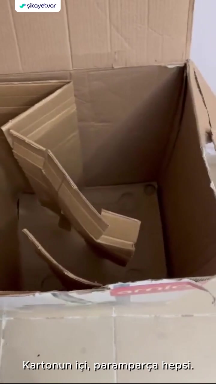 PTT Kargo Hasarlı Ürün Teslimi! videonun kapak resmi
