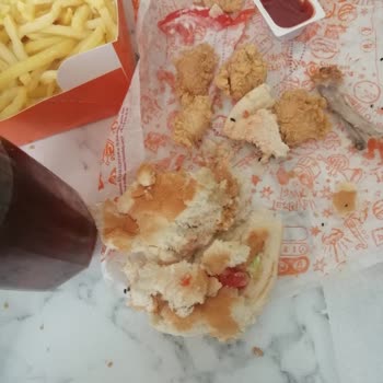 Popeyes Bayat Ürün Gönderdi