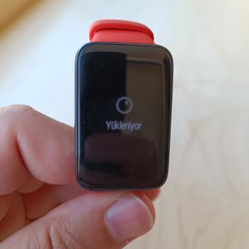 Xiaomi Smart Band 7 Pro Yükleniyor Ekranı
