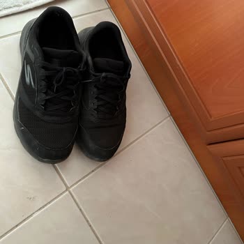 Skechers Ayakkabıların Çok Kısa Süre İçerisinde Patlaması.