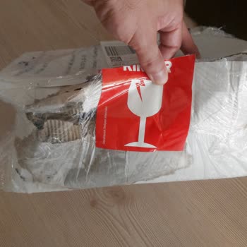 MNG Kargo Keyap Şube Gelen Kargoları Hasarlı Şekilde Günlerce Şubede Bekletiyor