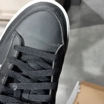 adidas Kullanılmış Ayakkabı Geldi