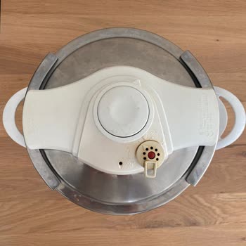 Karaca Züccaciye Karaca Düdüklü Tencere