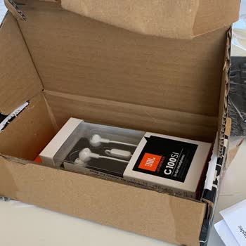 Arçelik Telefon Aldım Gelen Kargodan Kulaklık Çıktı