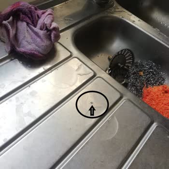 Franke Evyenin Kalitesizliği Ve Her Yerinin Delinmesi