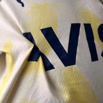 Puma Formanın Yazıları Yapışması