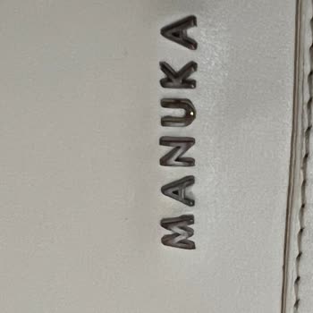 Manuka Ürün Renk Atması