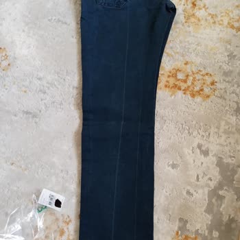 Mavi Jeans Pantolonda Oluşan Çizikler