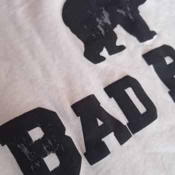 Bad Bear Marka T-shirt Yıkama İle Önü Soyuldu