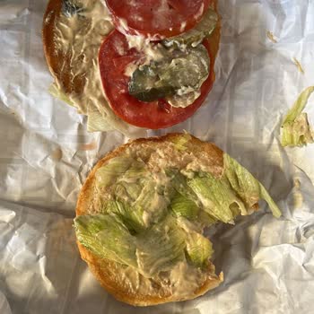 Arby's Hamburgerimden Et Çıkmadı
