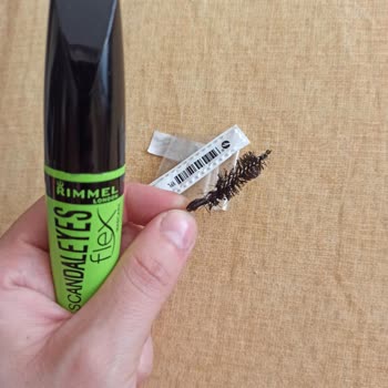 Watsons'tan Aldığım Rimmel London Maskarada Sorun