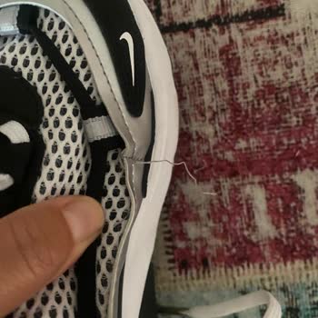 Sneaks Up Firmasının İlgisizlik Ve Umursamazlığı