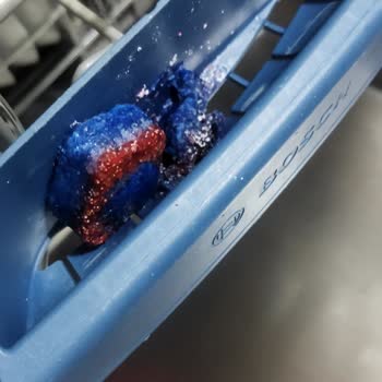 Pril Bulaşık Tableti Çözülmüyor