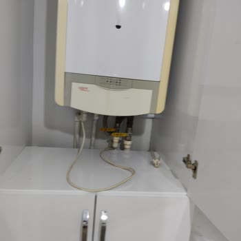 Hane Kapı Mutfak Verdiği Sözü Tutmayan İşi Yarım Bırakan Biri