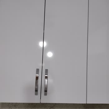 Hane Kapı Mutfak Verdiği Sözü Tutmayan İşi Yarım Bırakan Biri