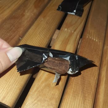 Eti Gıda Browni Intense Kötü Görüntü