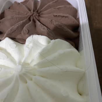 BİM Fair Dondurma Kıl Çıktı