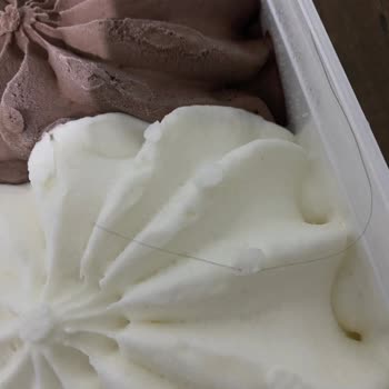 BİM Fair Dondurma Kıl Çıktı