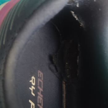 Skechers Spor Ayakkabı Astar Yırtılması
