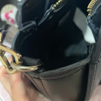 Zara Çantanın Deri Soyulması