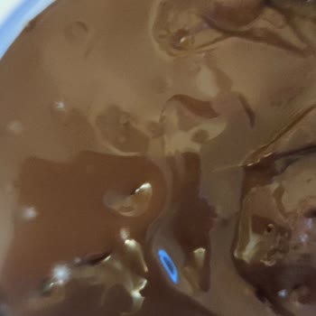 A101 Hanımdan Profiterol Bozuk Küflü Ürünler Satıyor