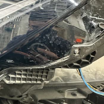 Volvo XC40 Far Arızası