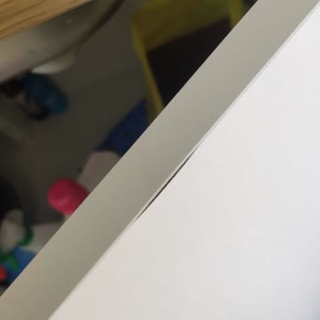 IKEA Mutfak Dolapları Şişti, Müşteri Hatası Diye Değişim Yapılmıyor.