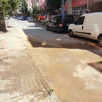 Karayolları Genel Müdürlüğü Asfaltlama İstiyoruz Acil Müdahale