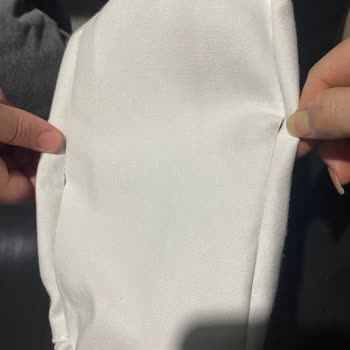 Çanta Müjde Kötü Ve Kirli Geldi