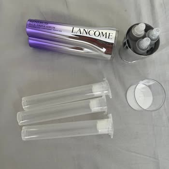 Lancome Renergie Triple Serum Belirtildiği Gibi 50 Ml Değil