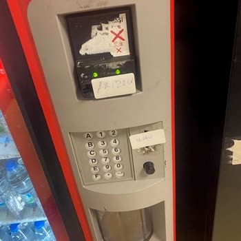 Cemaloğlu Otomat Paramı Aldı Ama Ürünümü Vermedi