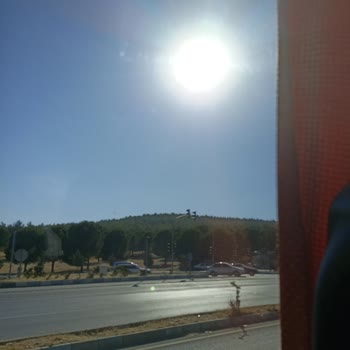 Süha Turizm Otobüsünün Perdesi Yok Yaz Sıcağında!