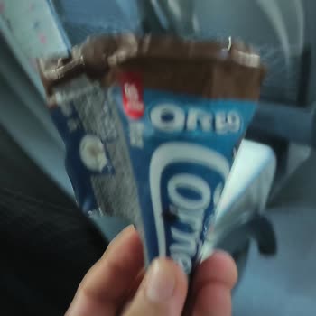 Cornetto Oreo Parçacıklı Dondurmamın Yarısının Olmayışı