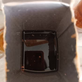 İçim Meyve Suyu İçinden Çıkan Made