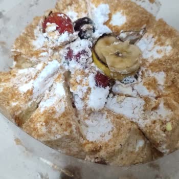 Kuğu Patiseri (Mersin) Bozuk Ürün Sattı