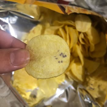 Lays Cips İçinden Mürekkepli Cips Cıktı