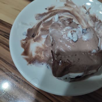 Algida Dondurma İçinden Kıl Çıktı